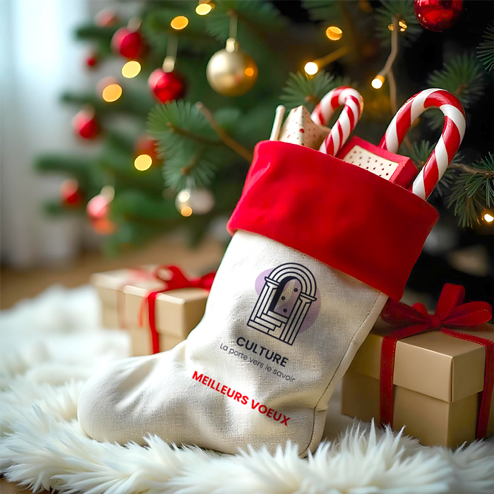Alternative view of Chaussette Noël personnalisée - Votre logo